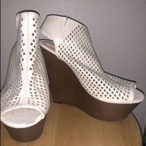 Women’s Open Toe Leather Platform Wedges